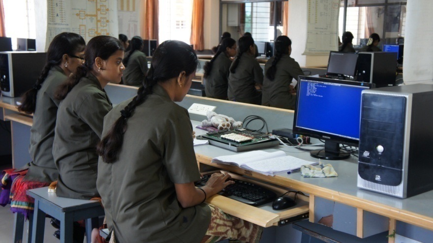 Microprocessor & Microcontroller Laboratory